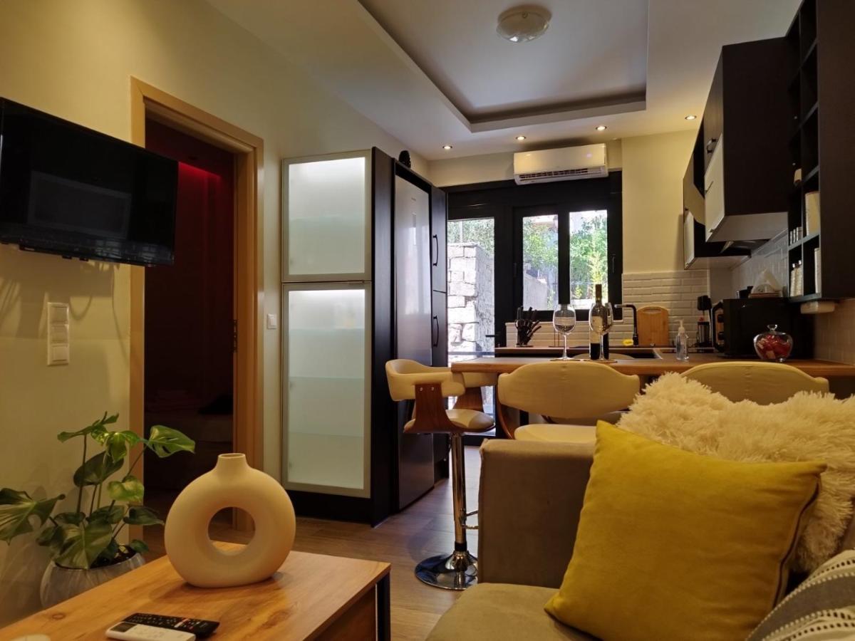 Luxurious Apartment In The Heart Of Town ! Loutráki Extérieur photo