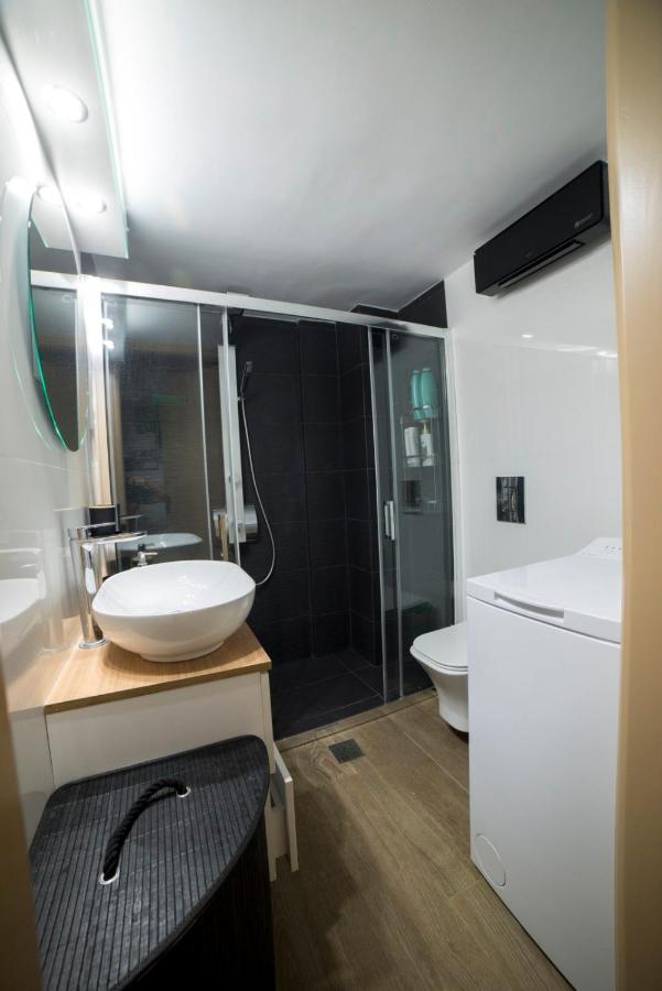 Luxurious Apartment In The Heart Of Town ! Loutráki Extérieur photo